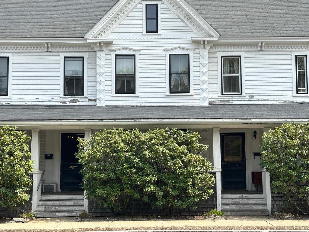 Photo of 181 Central Avenue, Dover, NH 03820 (MLS # 5038147)