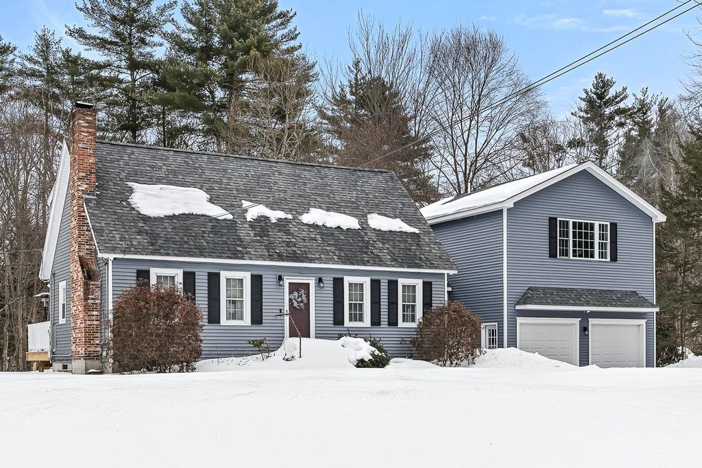 Photo of 18 Northwood Drive, Merrimack, NH 03054 (MLS # 5078343)