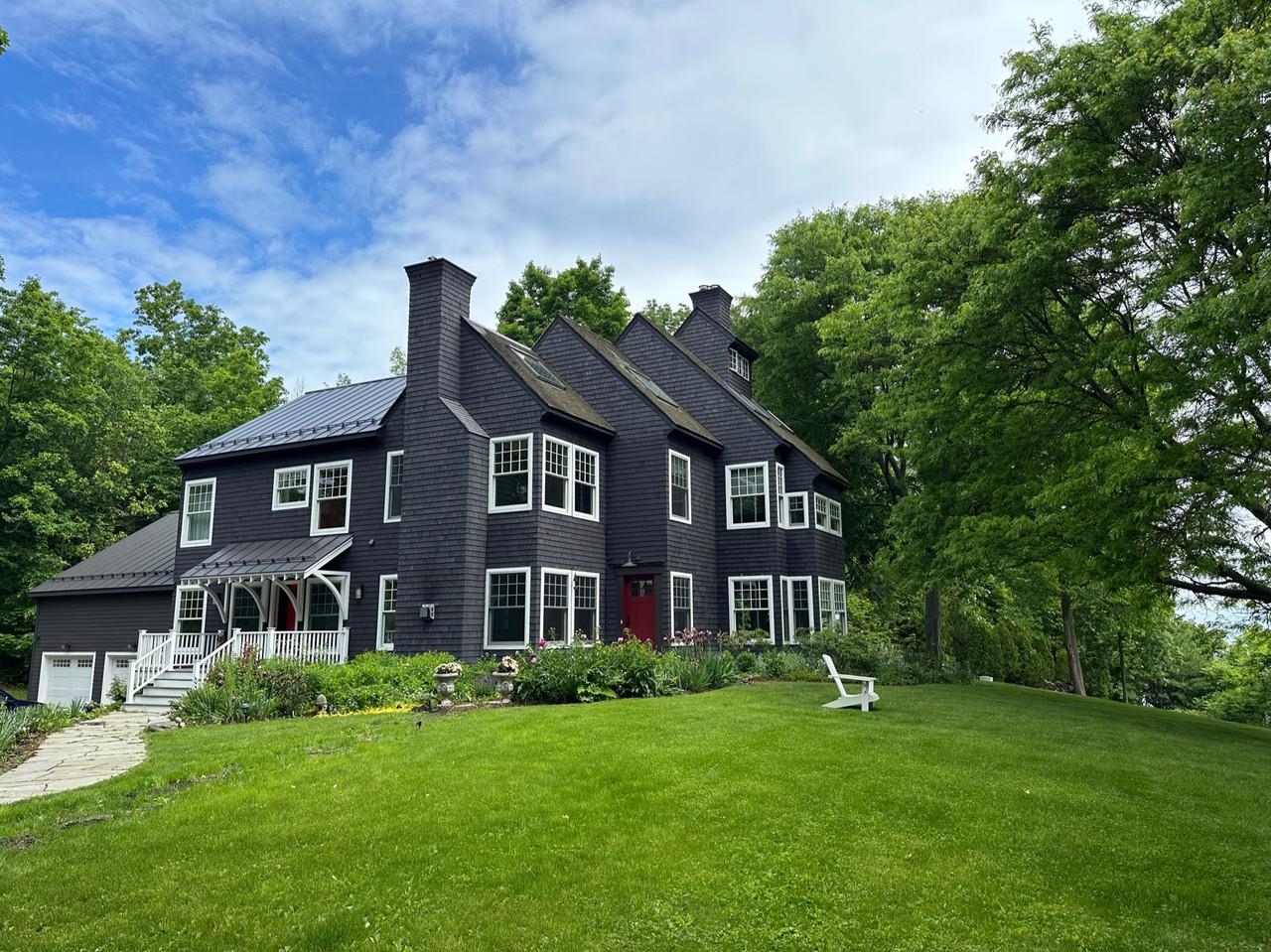 266 East Shore North