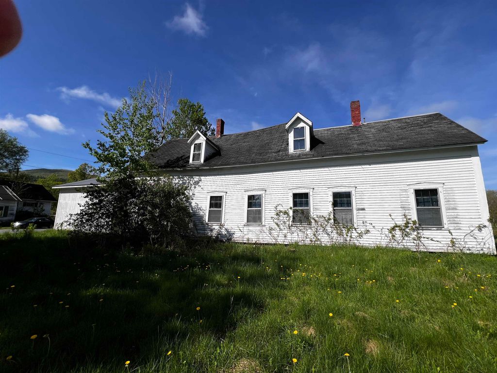 Photo of 19 Lime Kiln Road, Haverhill, NH 03780 (MLS # 5044019)