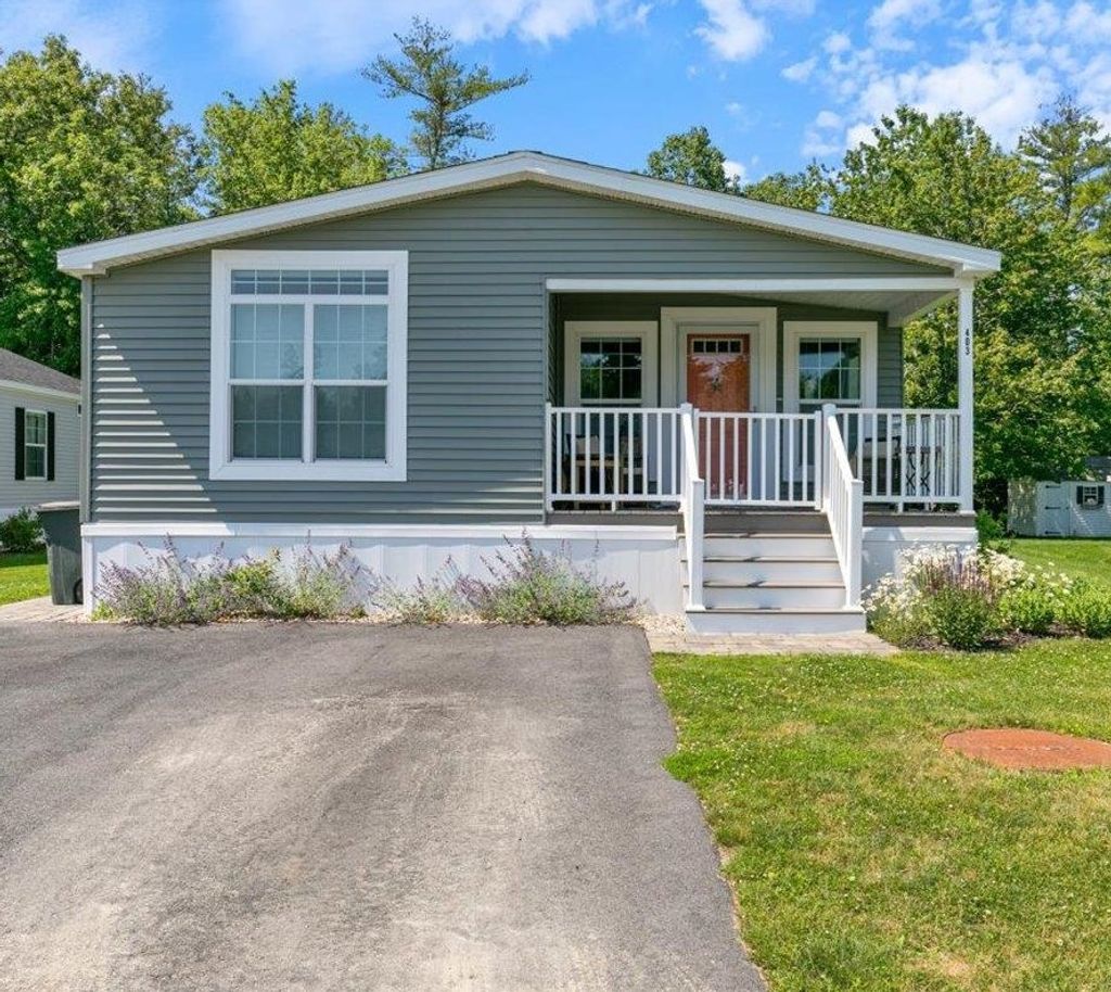Photo of 403 Striped Bass Avenue, Portsmouth, NH 03801 (MLS # 5048268)