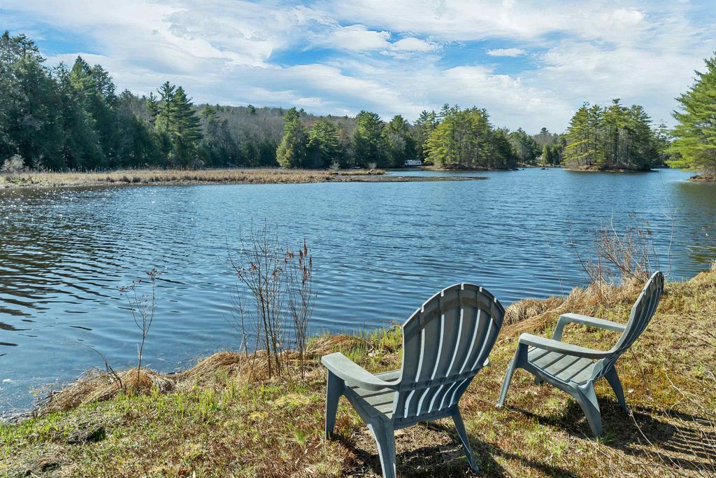 Photo of 47 Dock Road, Belmont, NH 03220 (MLS # 5085870)