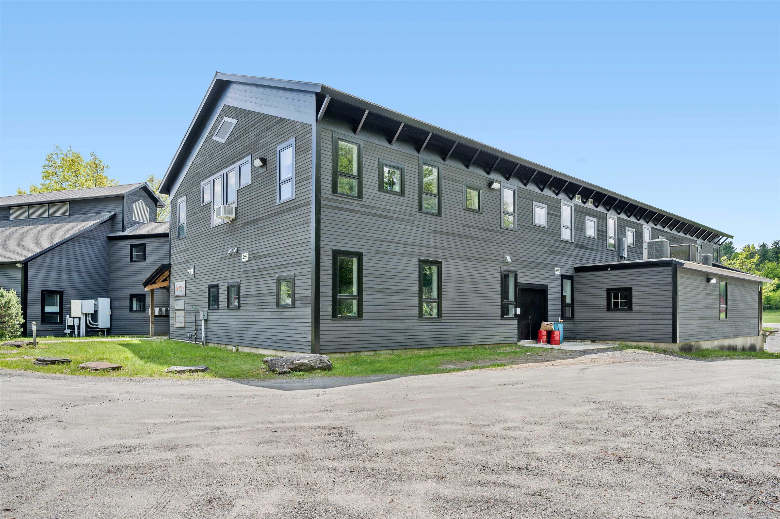 340 Mad River Park