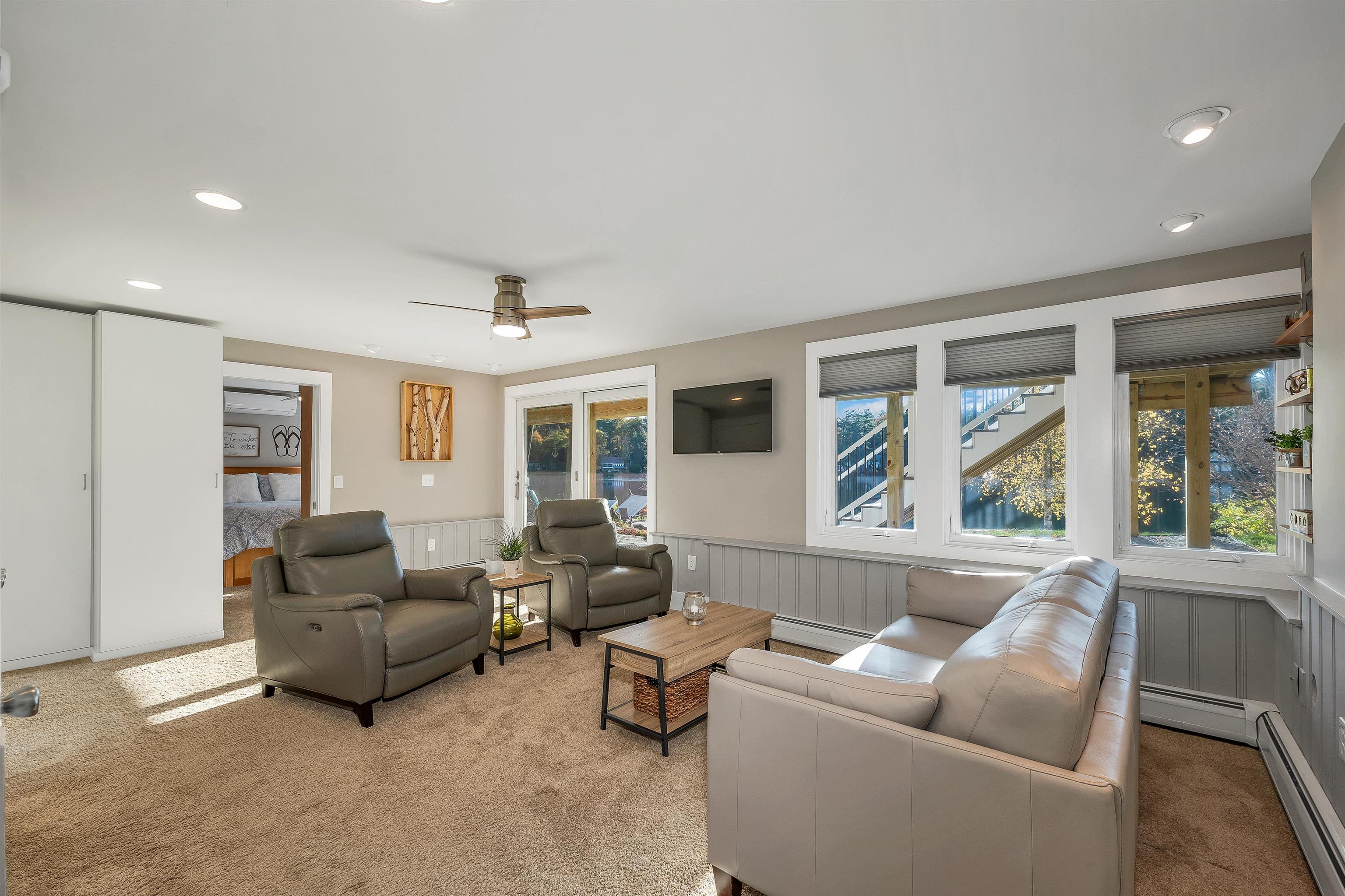 Barrington, New Hampshire 03825, United States, 1 Bedroom Bedrooms, ,2 BathroomsBathrooms,Residential,Active,235284