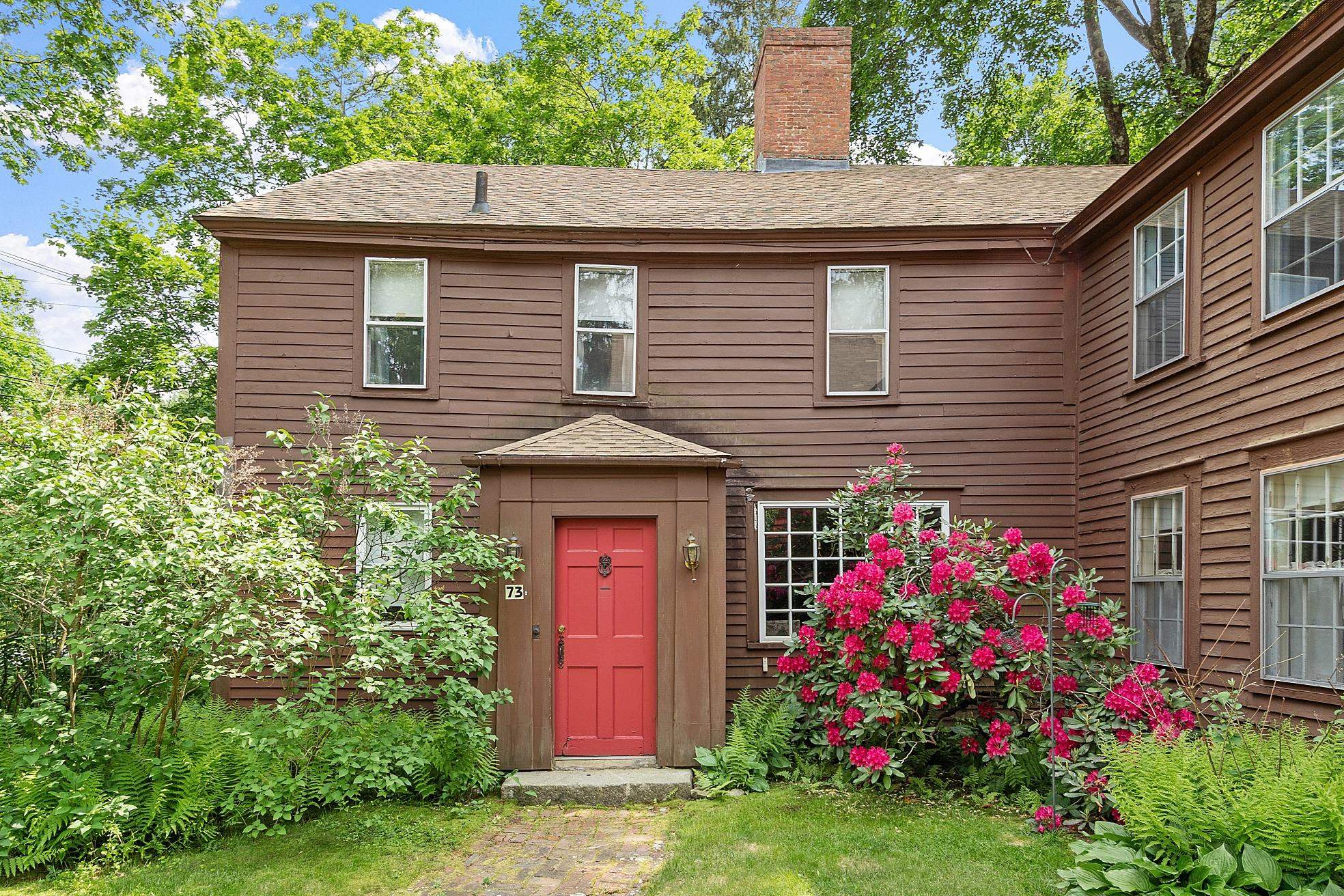 73 Mammoth Road A&B