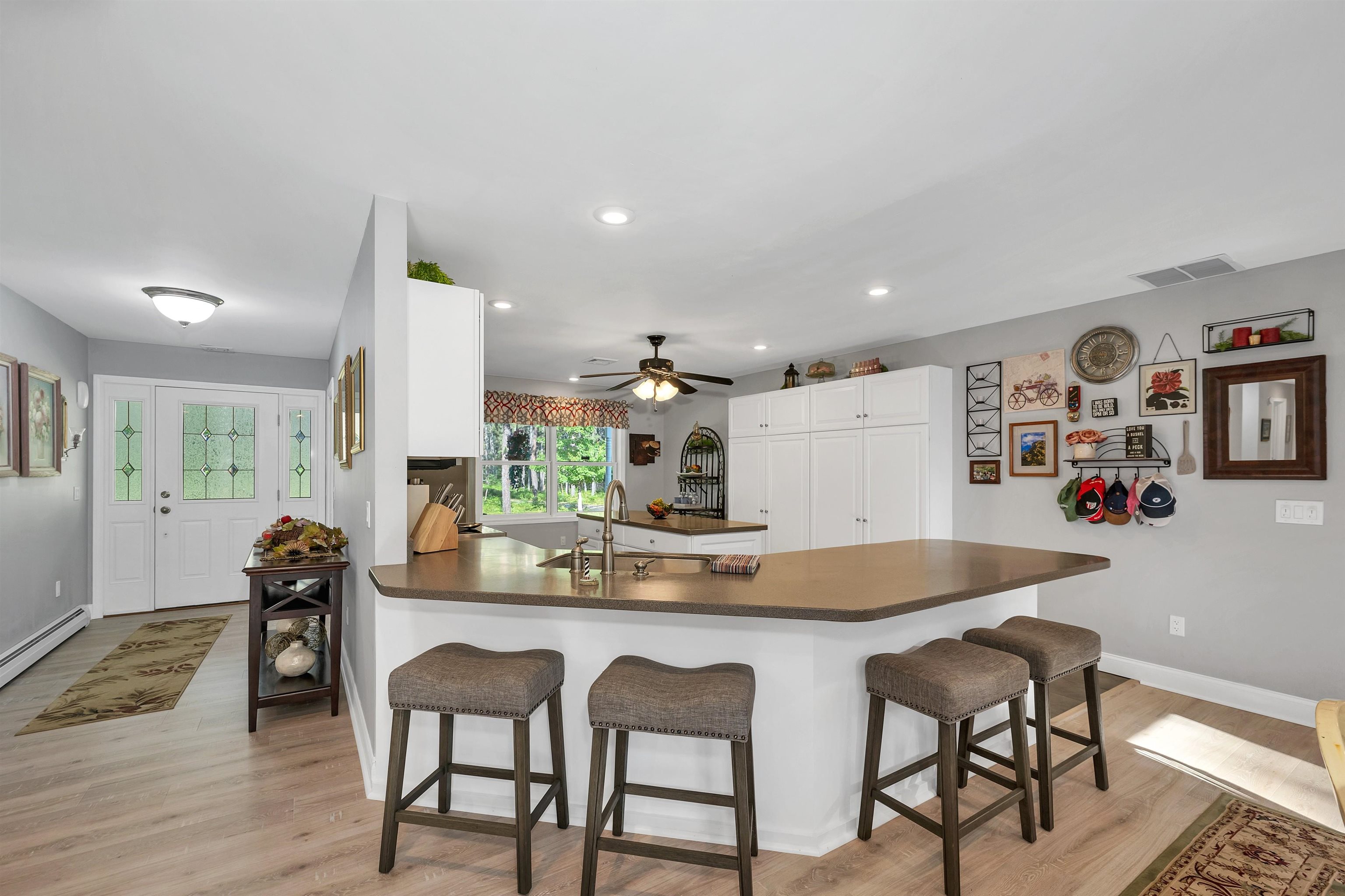 144 W Bay Road