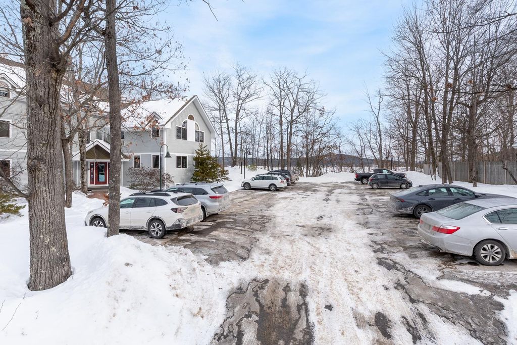 Photo of 4 Stevens Avenue #1, Meredith, NH 03253 (MLS # 5076103)