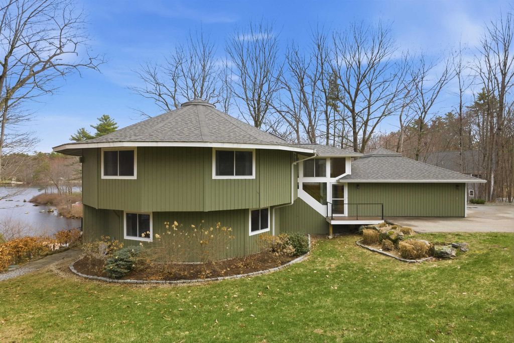 Photo of 80 River Street, Wolfeboro, NH 03894 (MLS # 5089163)