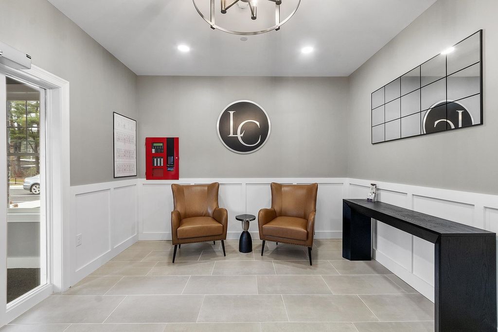 Photo of 10100 S Willow Street #110, Manchester, NH 03103 (MLS # 5069361)