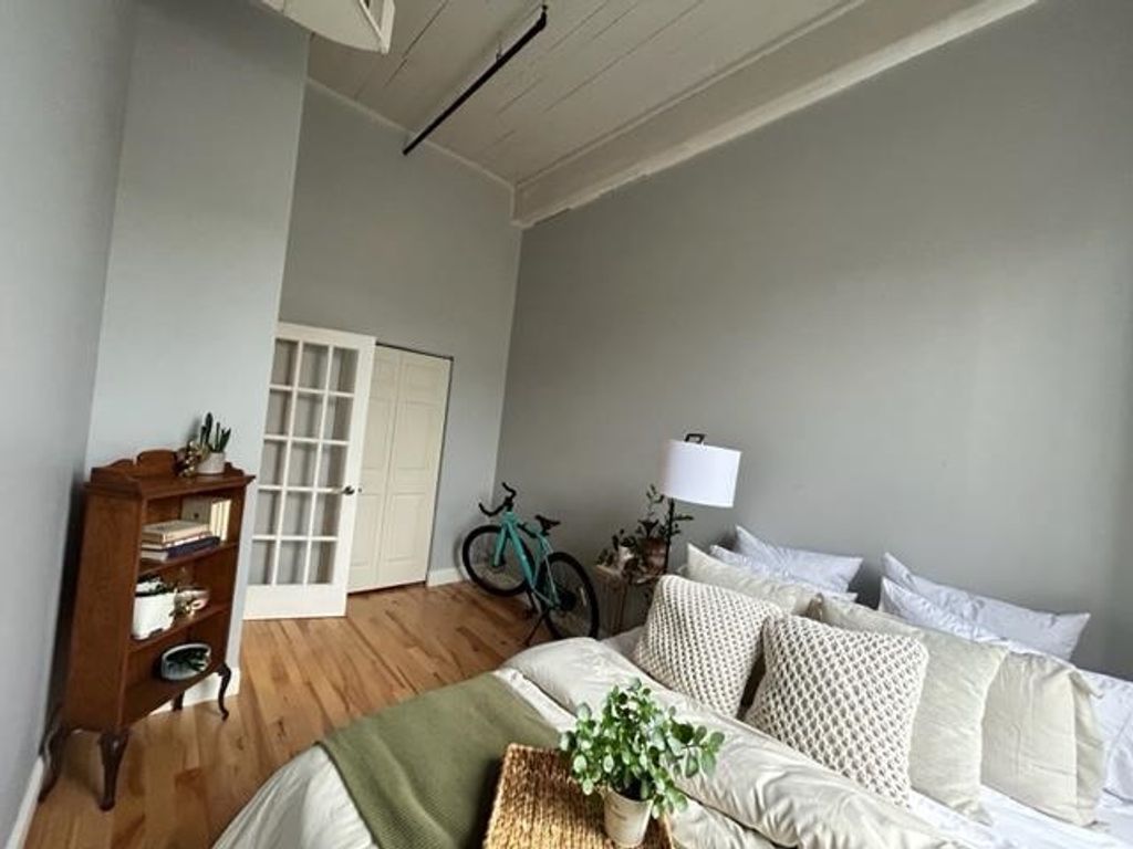 Photo of 100 Main Street #204, Pembroke, NH 03275 (MLS # 5070026)