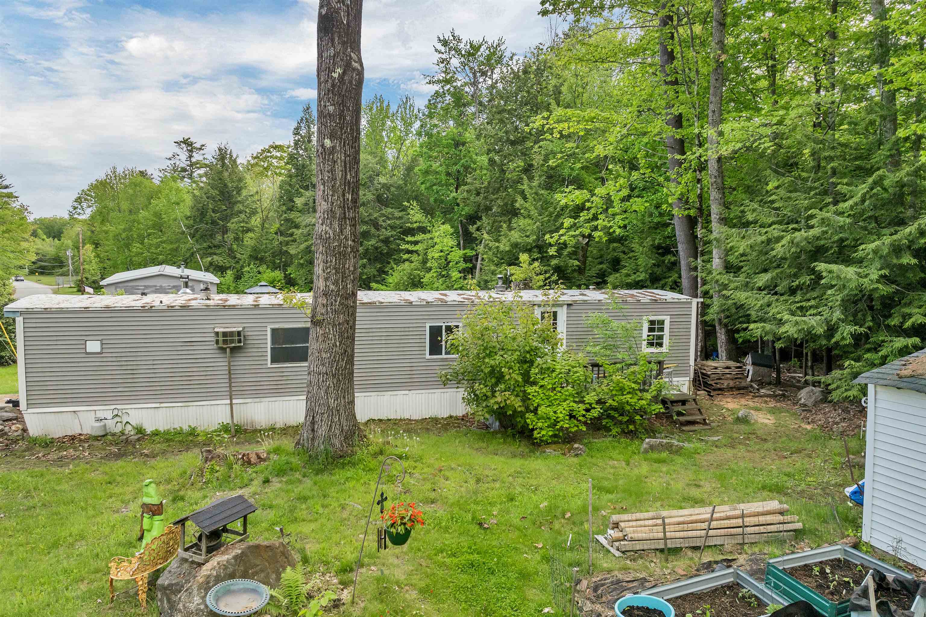 87 Lakewood Drive