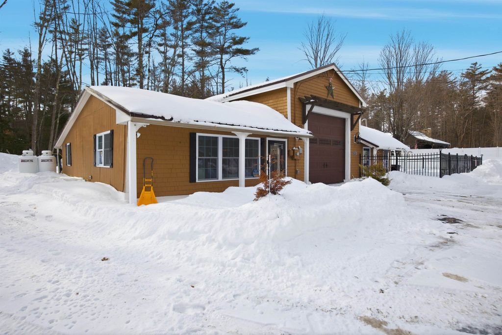 Photo of 1287 Bearcamp Highway, Tamworth, NH 03883 (MLS # 5076003)