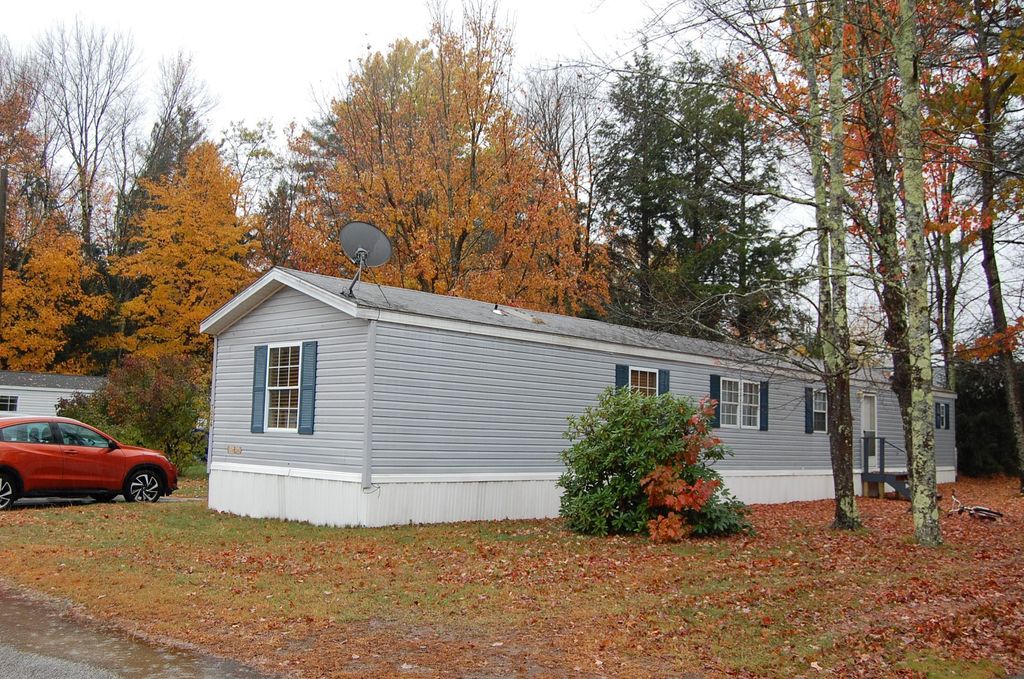 Photo of 7006 Lake Street, Loudon, NH 03307 (MLS # 5066693)