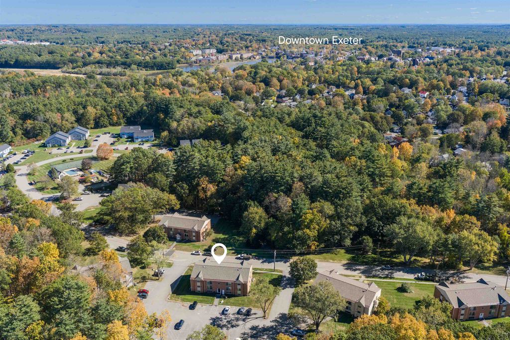 Photo of 4 Brookside Drive #6, Exeter, NH 03833 (MLS # 5065414)