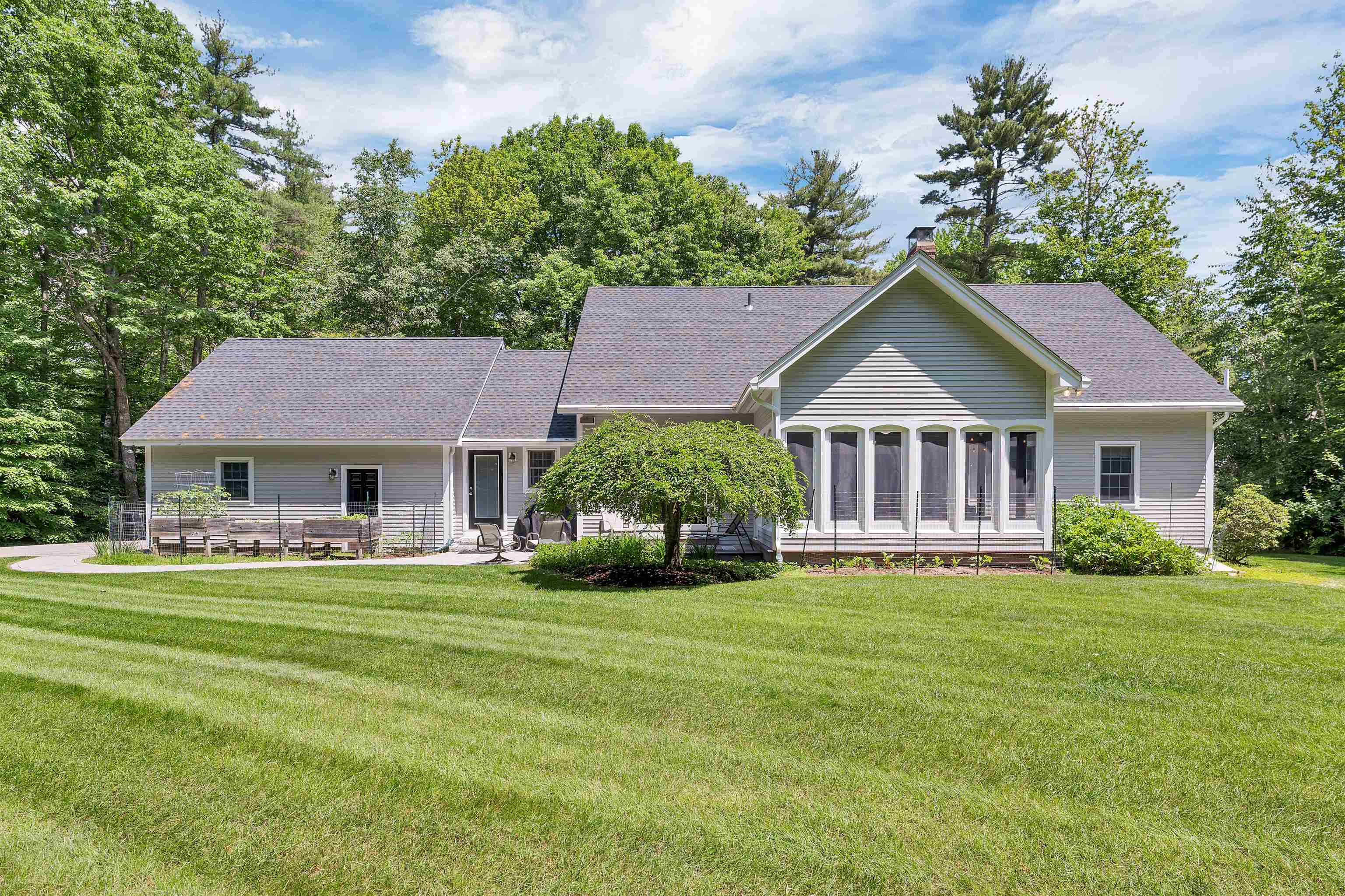 292 Forest Road