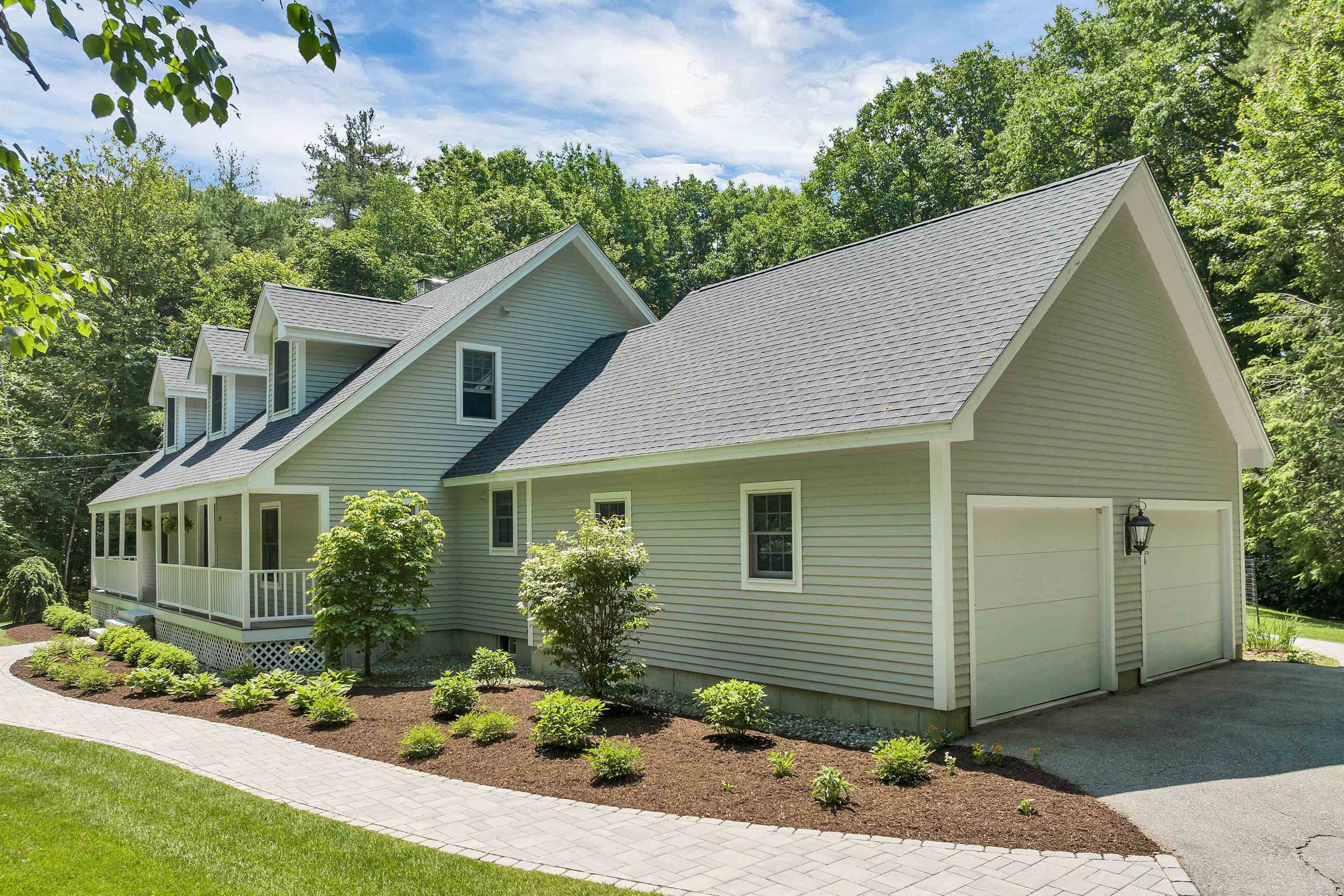 292 Forest Road