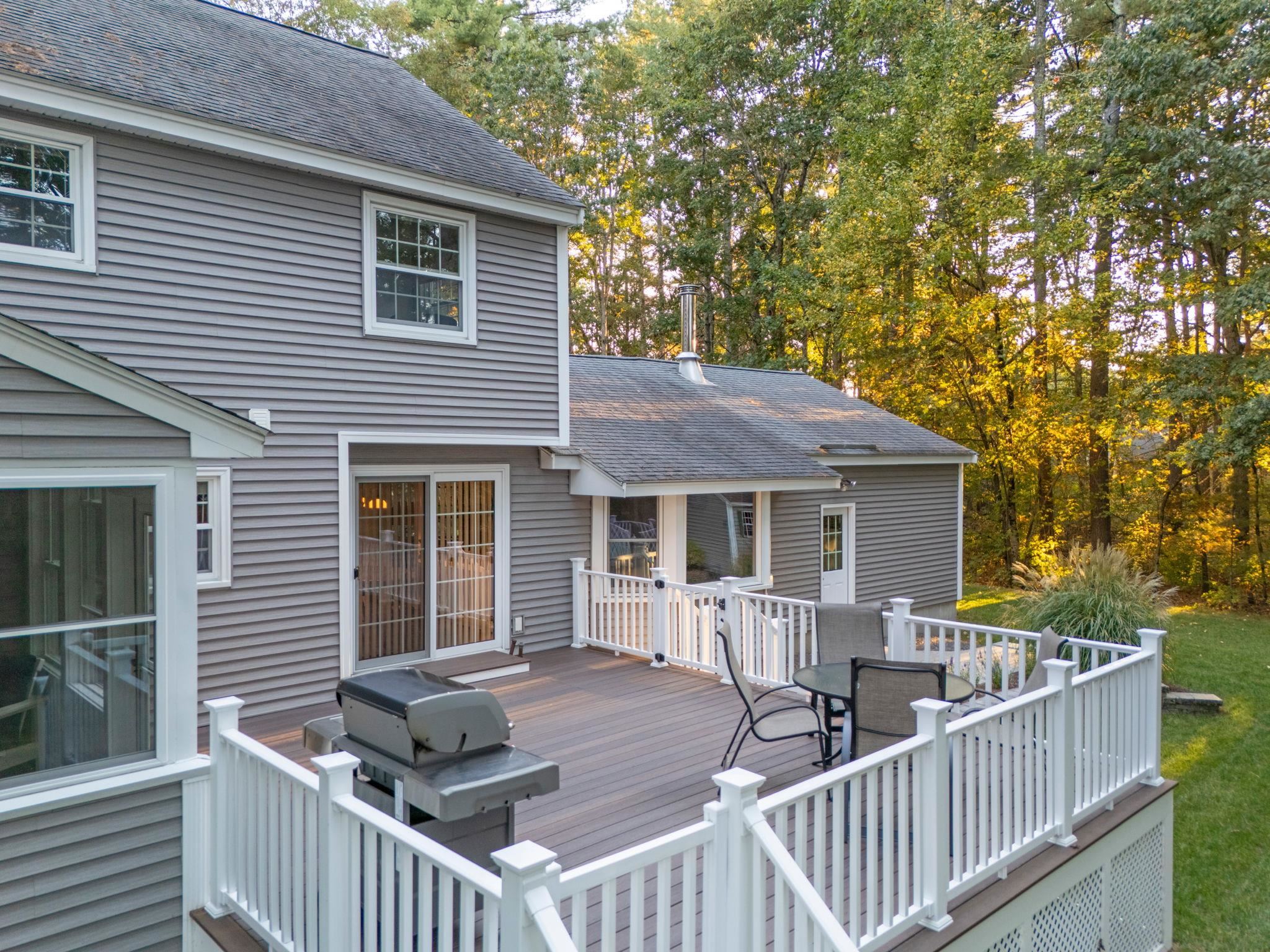 28 Blue Jay Way