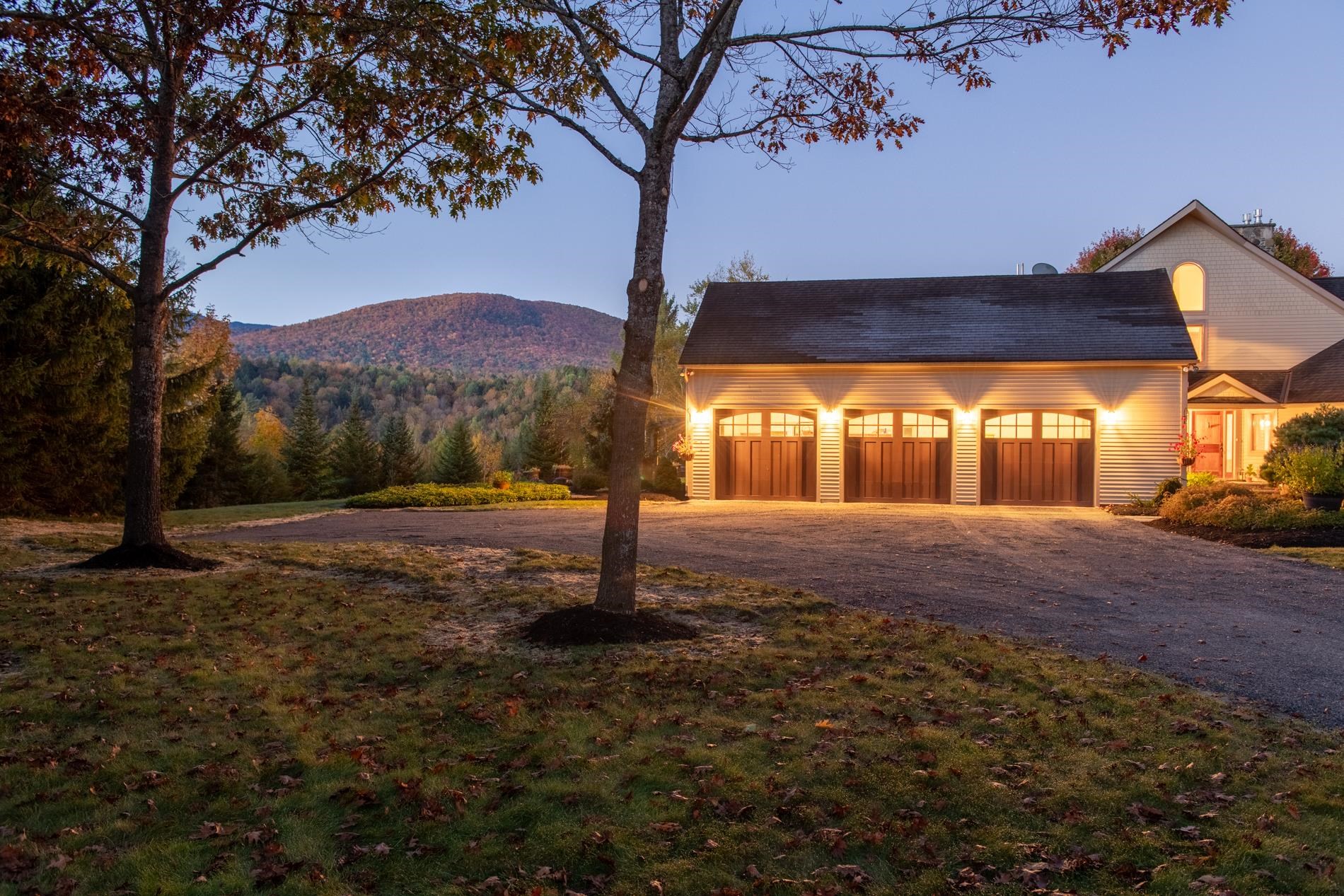 418 Elmore Mountain Road