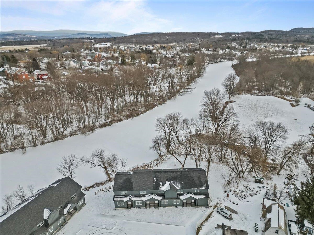 Vergennes, Vermont 05491, United States, 3 Bedrooms Bedrooms, ,2 BathroomsBathrooms,Residential,Active,44801