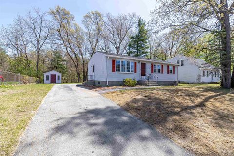 62 Elgin Street Nashua NH 03060