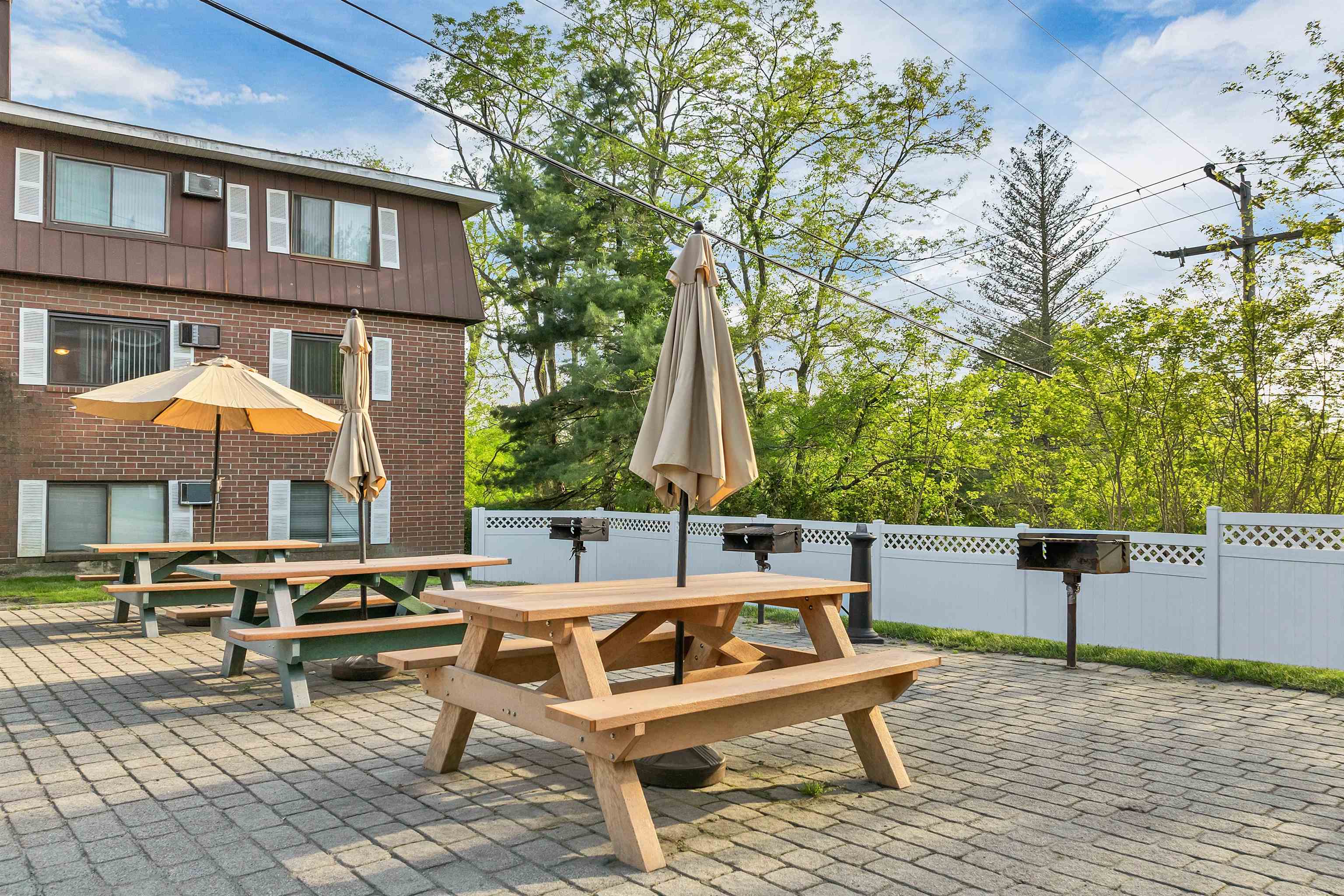 555 Calef Road 25
