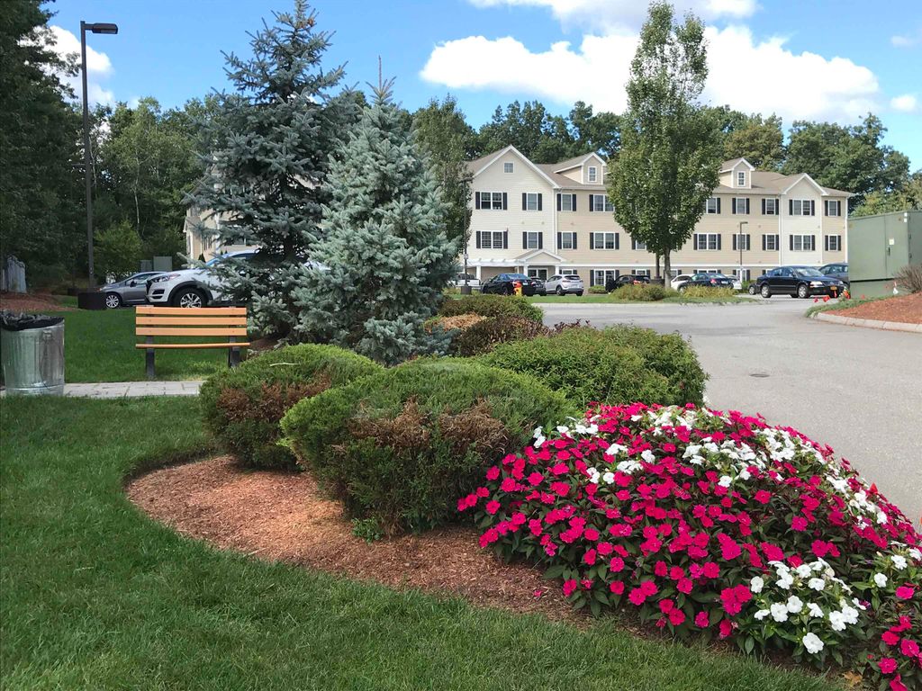 Photo of 20 Sentinel Court #210, Manchester, NH 03104 (MLS # 5081457)