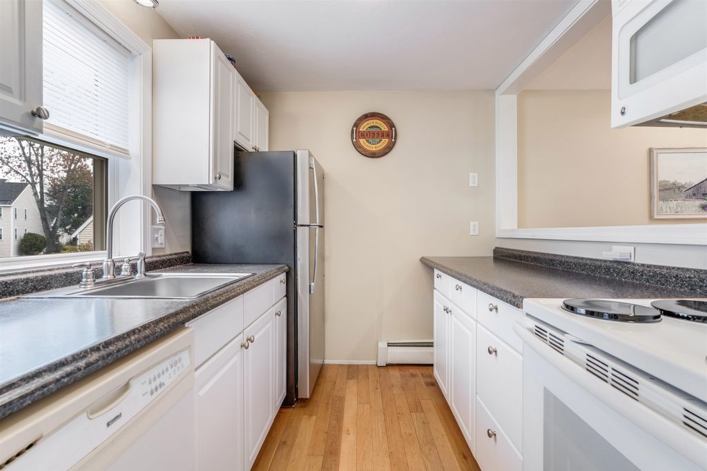 Photo of 19 Bluffs Drive, Concord, NH 03303 (MLS # 5069269)