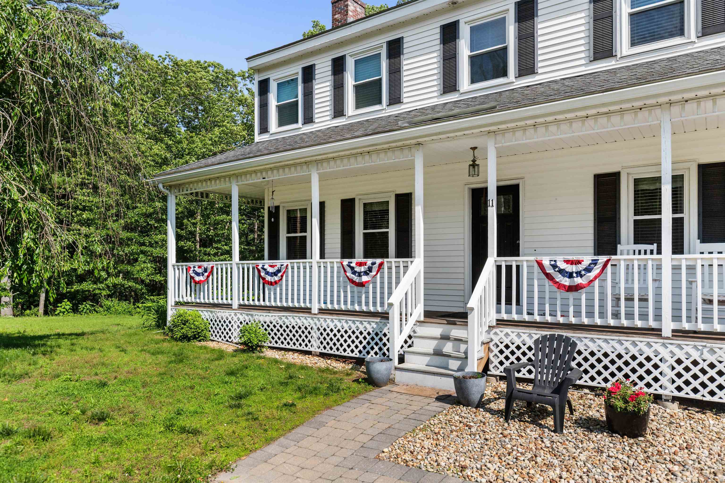 11 Parkside Drive