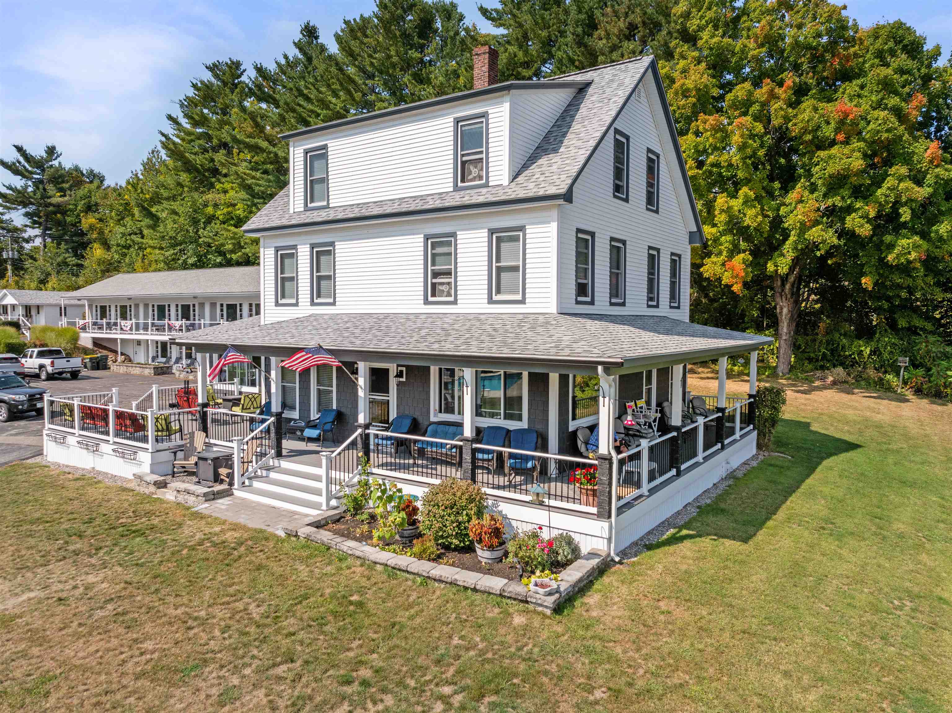 291 Endicott Street North