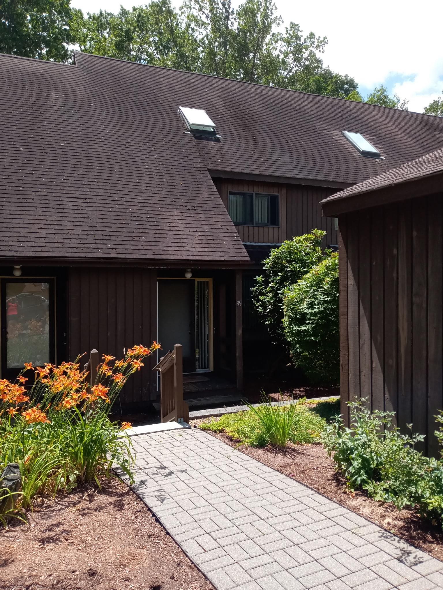 39 SILVERTON Drive