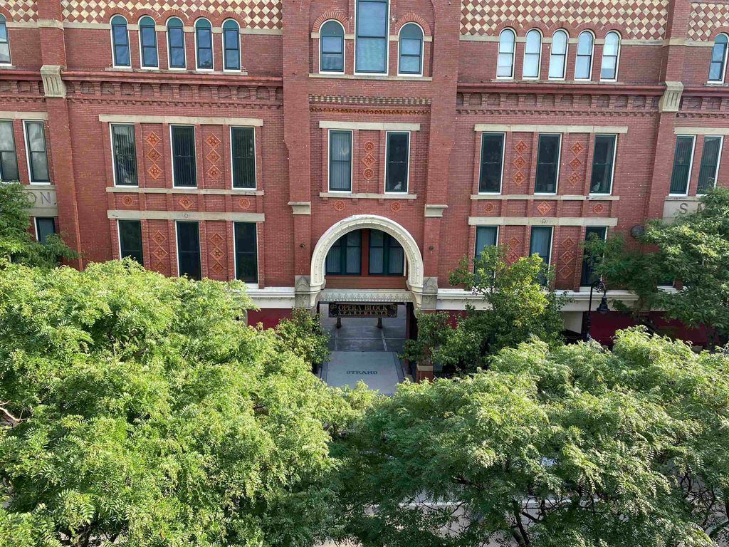 Photo of 30 Hanover Street #205, Manchester, NH 03101 (MLS # 5079373)