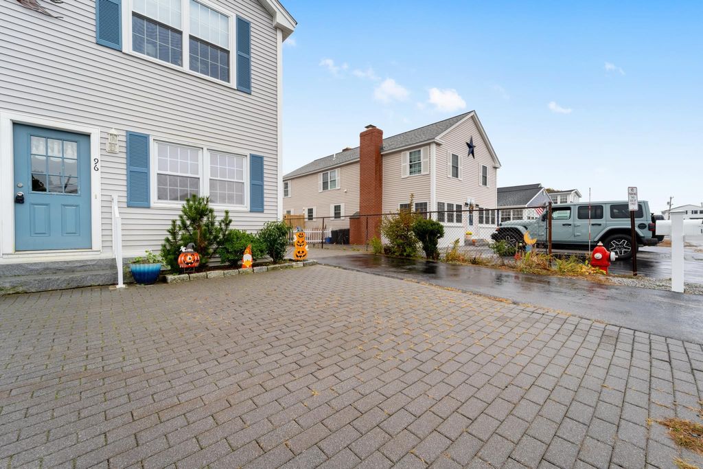 Photo of 96 Concord Street, Seabrook, NH 03874 (MLS # 5073207)