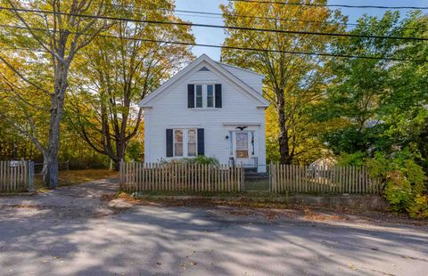 46 Mount Vernon Street Somersworth NH 03878