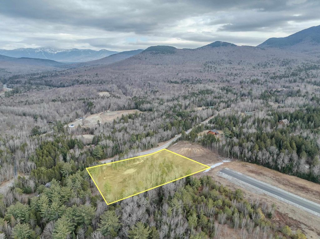Photo of 00 Tuttlebrook Road #39/5, Carroll, NH 03595 (MLS # 5080130)