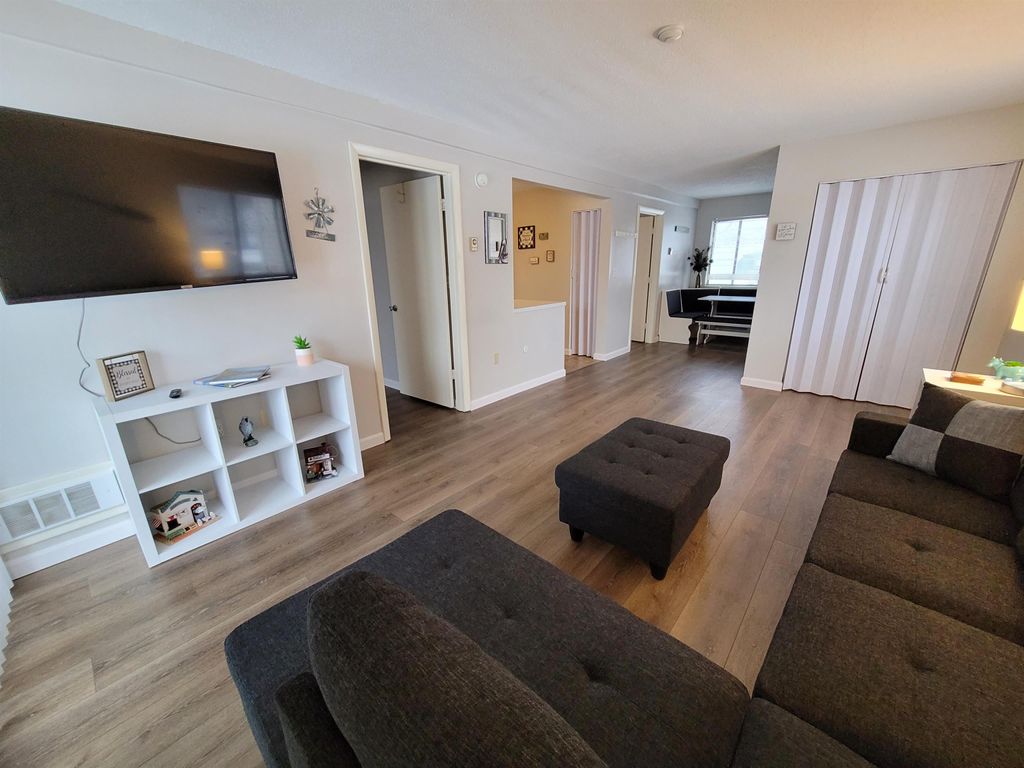 Photo of 9 Treetop Circle #21, Laconia, NH 03246 (MLS # 5073135)