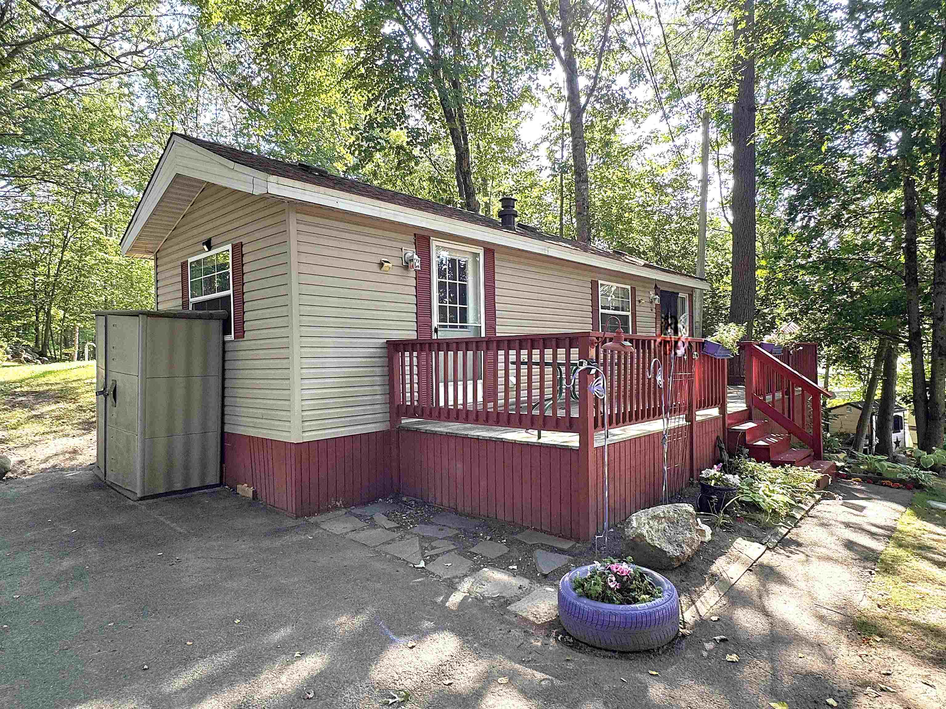 2 Paul's Place
