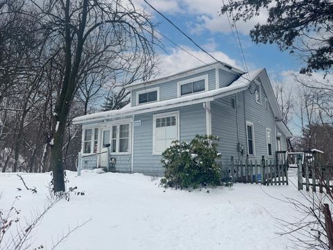 Photo of 406 Colchester Avenue, Burlington, VT 05401 (MLS # 5073451)