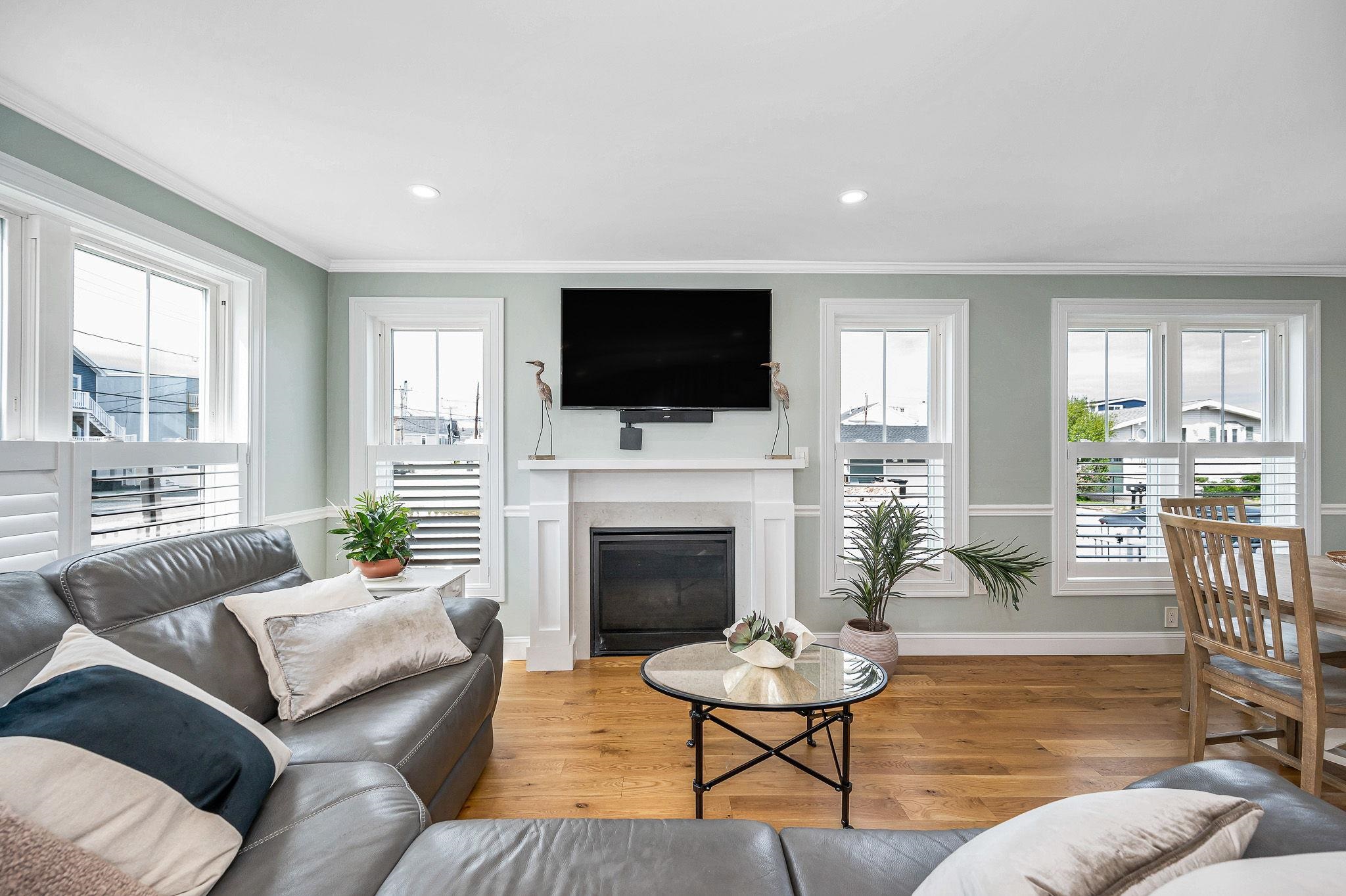 352 Portsmouth Avenue