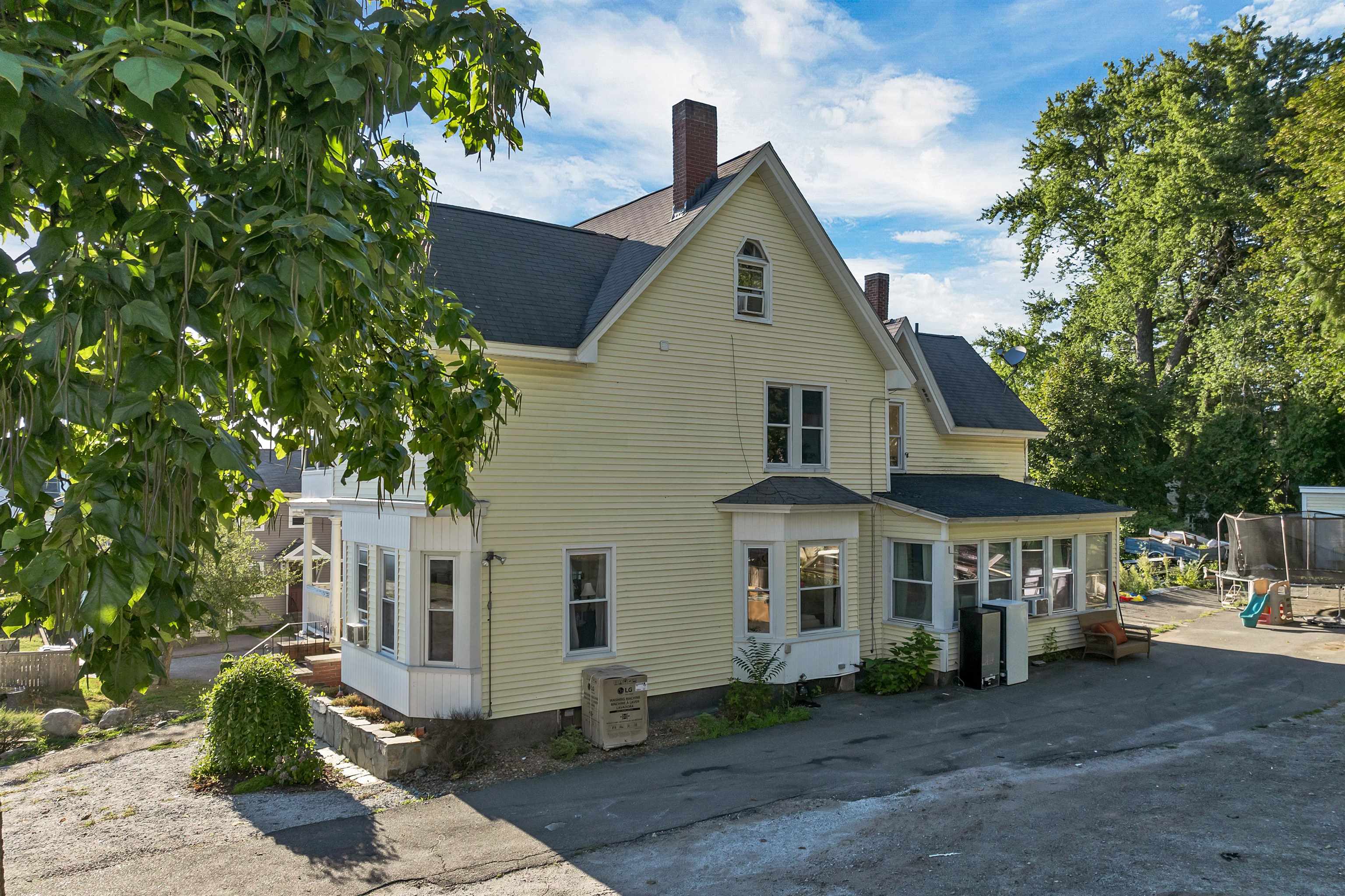352 Lowell Street