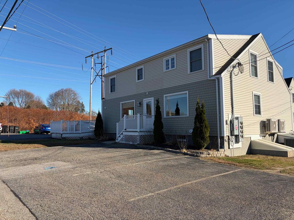 Photo of 157 Farm Lane #C, Portsmouth, NH 03801 (MLS # 5069419)
