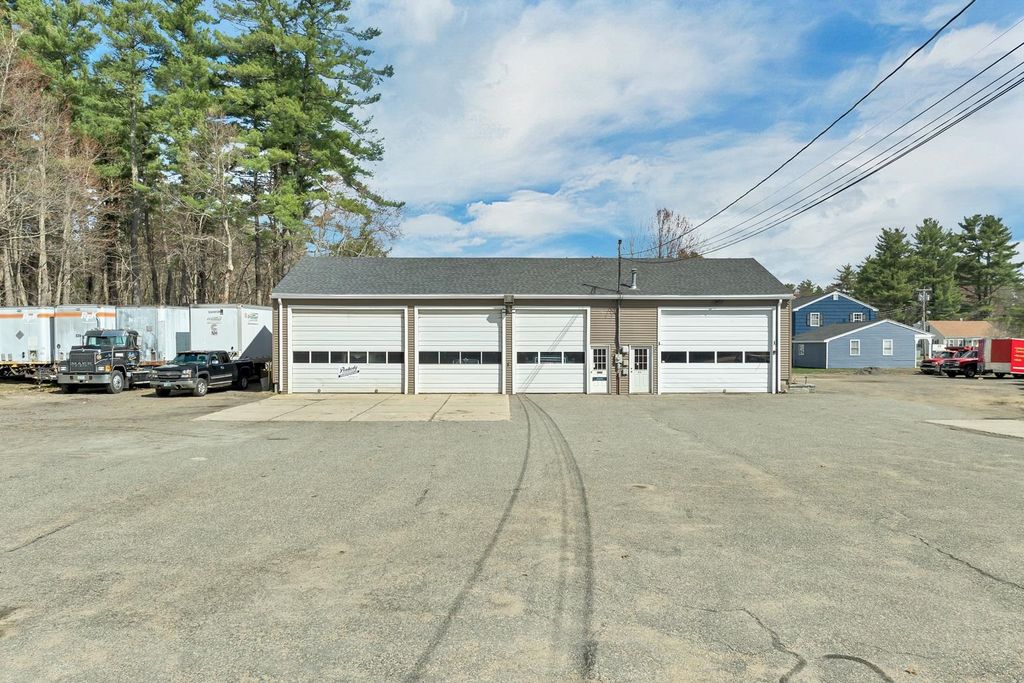 Photo of 14 Danville Road, Plaistow, NH 03865 (MLS # 5084430)