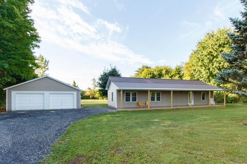 51 Pearl Street Grand Isle VT 05458