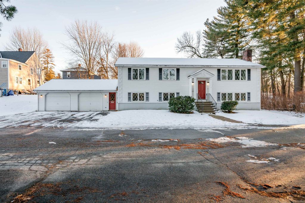 Photo of 4 Brookside Terrace, Nashua, NH 03060 (MLS # 5073996)