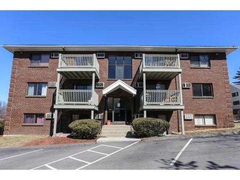 Photo of 35 Andrew Street #28, Manchester, NH 03104 (MLS # 5081676)