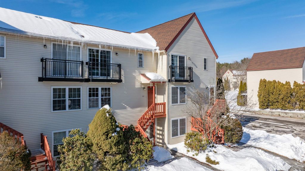 Photo of 21 Arlington Street #B, Merrimack, NH 03054 (MLS # 5076743)