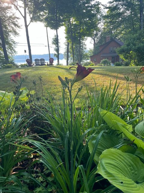 586 Bunker Road New London NH 03257