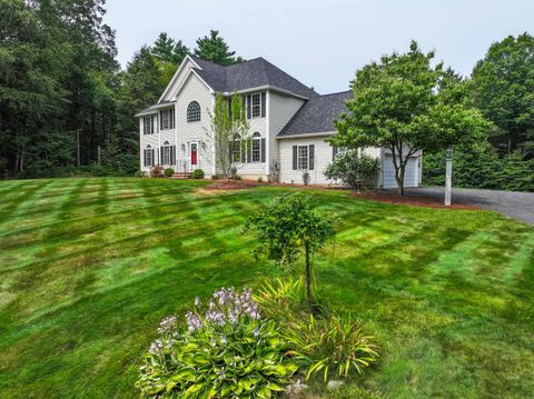 Photo of 78 Stonebridge Drive, Chester, NH 03036 (MLS # 5062949)