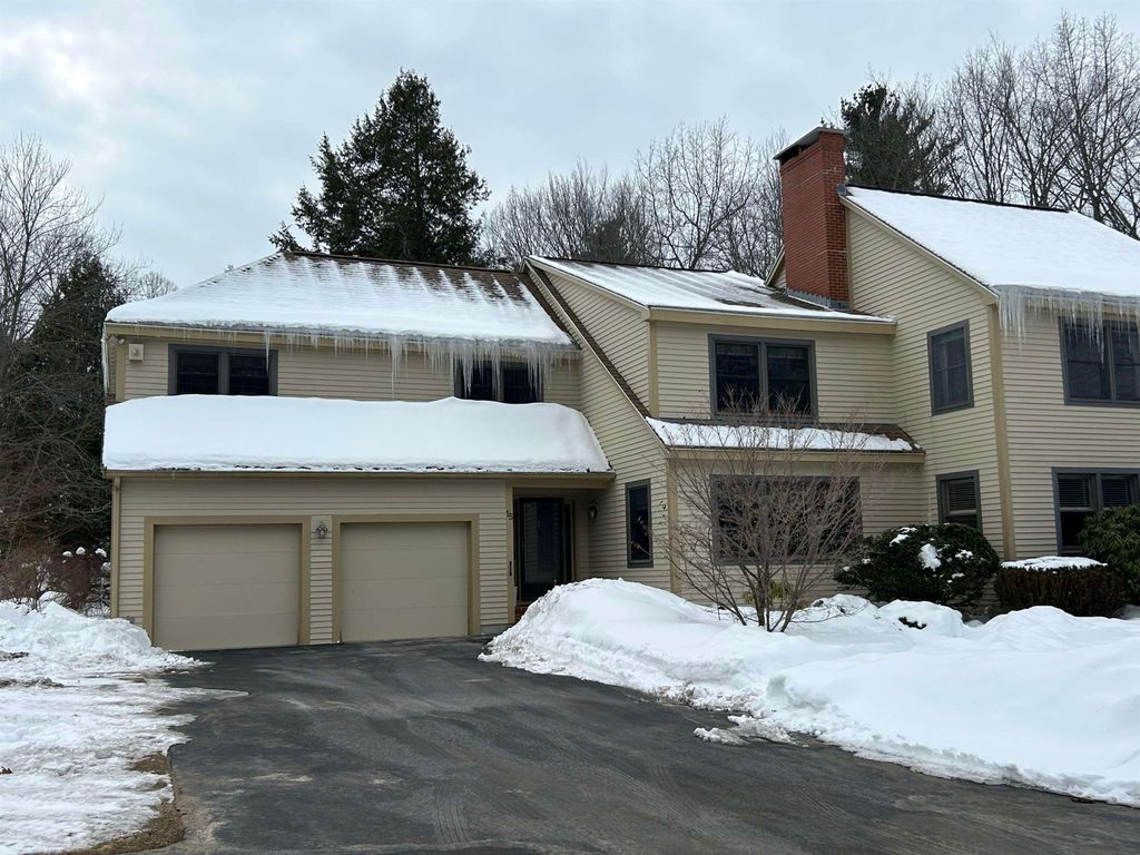 Photo of 15 Prentiss Way, Exeter, NH 03833 (MLS # 5077322)