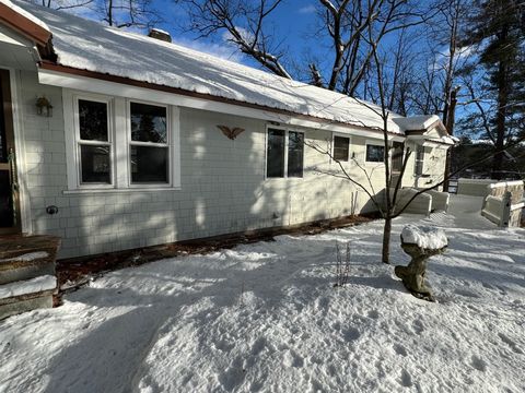 Photo of 2 Ninth Street, Brookline, NH 03033 (MLS # 5071548)