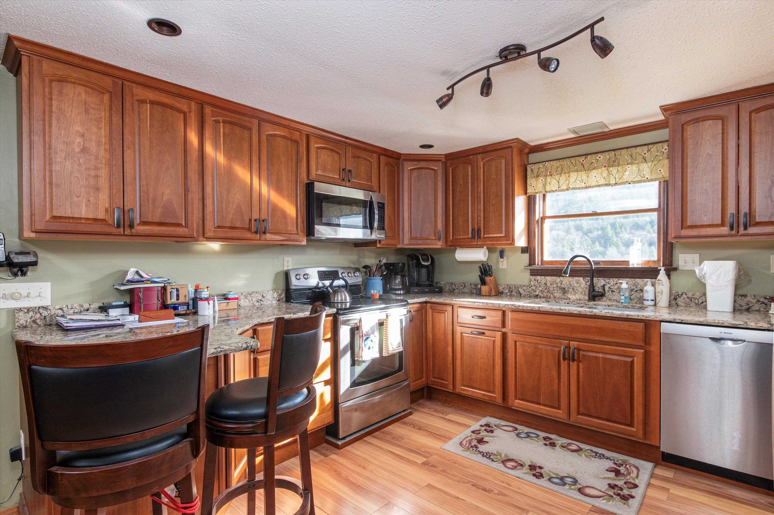 1319 Brandon Mountain Road